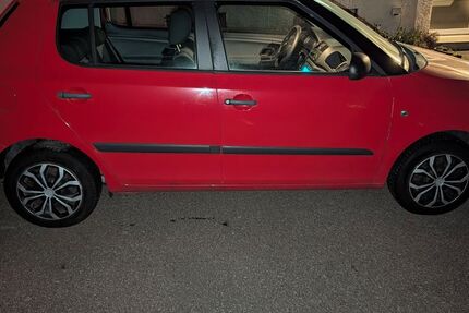 Skoda Fabia 95.656 km 3.800 &euro; Ludwigsburg 71640
