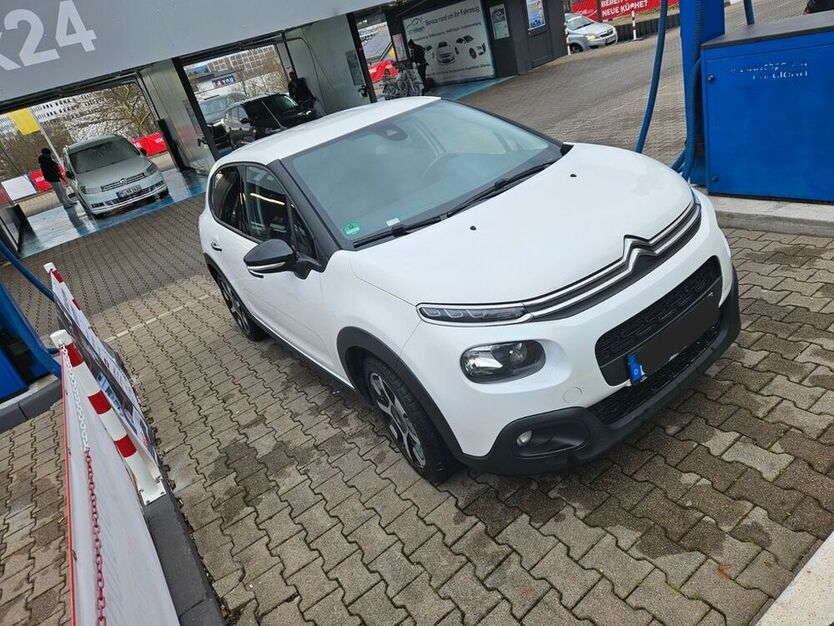 C3