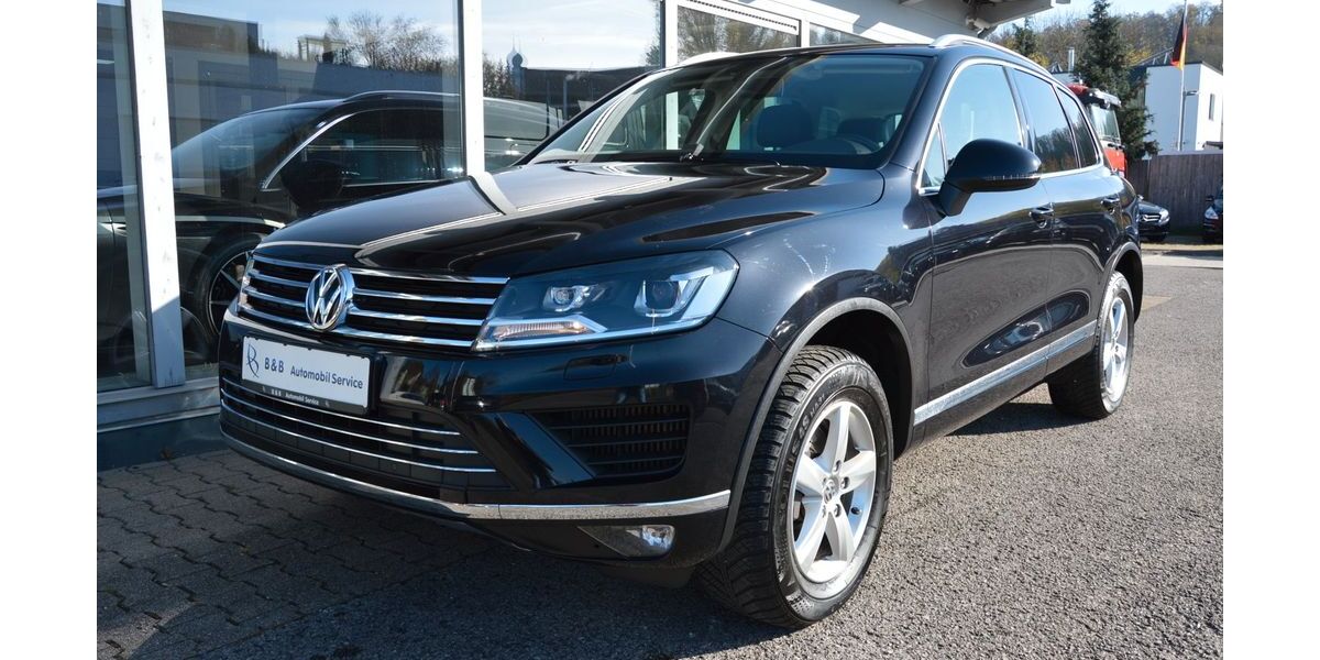 VW Touareg 106.761 km 22.990 &euro; Herrenberg bei Stuttgart 71083
