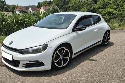 VW Scirocco 132.000 km 8.400 € Pliezhausen 72124