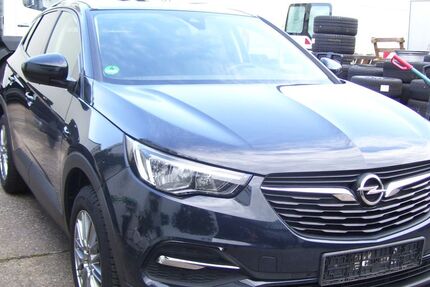 Opel Grandland (X) 139.780 km 9.990 &euro; Neckarweihingen bei Ludwigsburg 71642