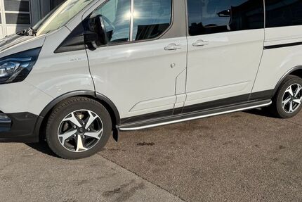 Ford Tourneo Custom 25.990 km 43.500 € Ditzingen 71254