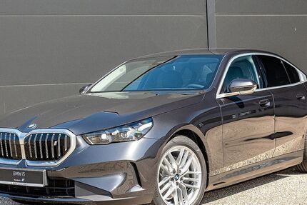 BMW i5 5.000 km 62.940 &euro; Gerlingen 70839