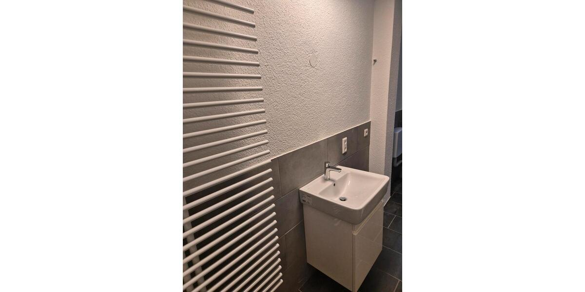 Etagenwohnung Pforzheim Dillweißenstein - 3 Zimmer, 100 m&sup2;, 950&euro; | Angebot:24705985