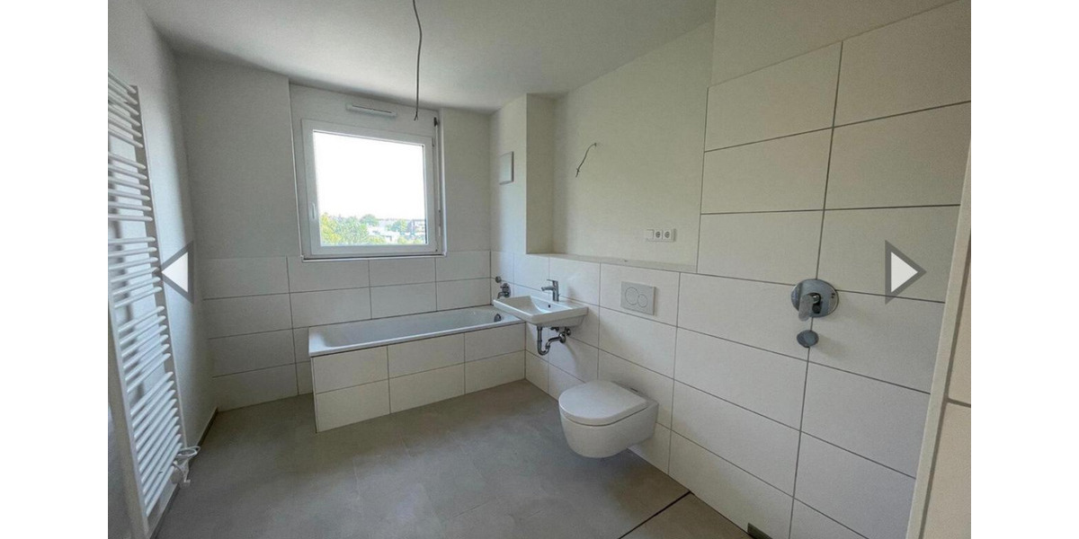 Etagenwohnung Herrenberg - 3 Zimmer, 82 m&sup2;, 1.300&euro; | Angebot:25354036