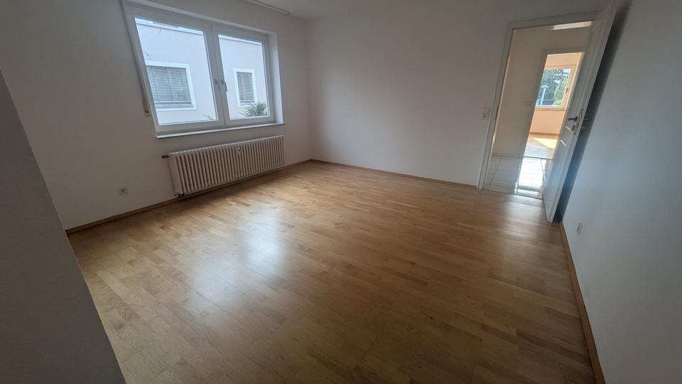 Etagenwohnung Stuttgart Bopser - 3 Zimmer, 116 m&sup2;, 1.790&euro; | Angebot:25591089