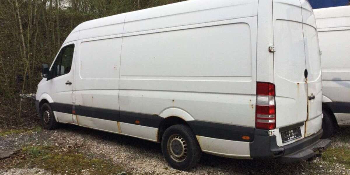 Mercedes-Benz Sprinter 296.500 km 3.800 &euro; Metzingen 72555