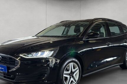 Ford Focus 38.211 km 17.980 € Stuttgart 70190