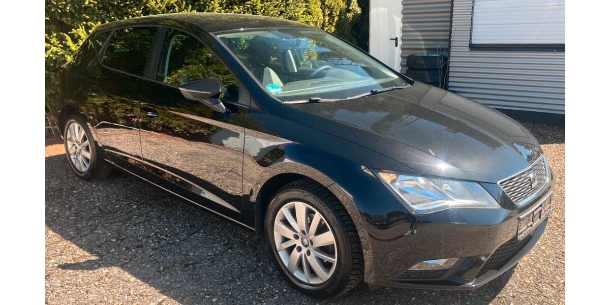 Seat Leon 112.985 km 8.490 &euro; Sindelfingen 71065