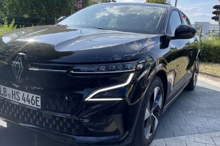 Renault Megane 9.000 km 33.900 € Ludwigsburg 71636