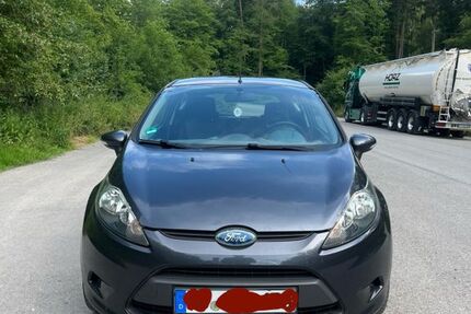 Ford Fiesta 128.000 km 2.500 &euro; Stuttgart 70563