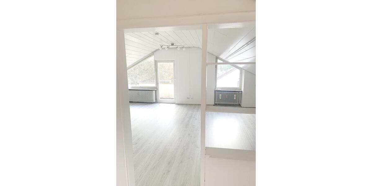 Dachgeschoßwohnung Bad Liebenzell - 1.5 Zimmer, 54 m&sup2;, 120.000&euro; | Angebot:26190048