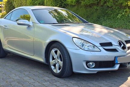 Mercedes-Benz SLK 200 132.543 km 9.600 &euro; Esslingen 73734