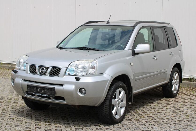 Nissan X-Trail 203.581 km 2.599 € Stuttgart ( Korntal Münchingen ) 70825