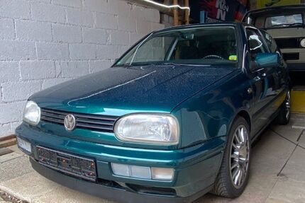 VW Golf 71.000 km 4.500 &euro; Rottenburg 72108