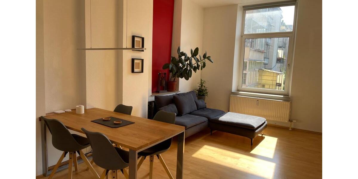 Zentral wohnen in der Hasenbergstr mit EBKStellplatz (3 Zimmer) 3 zimmer