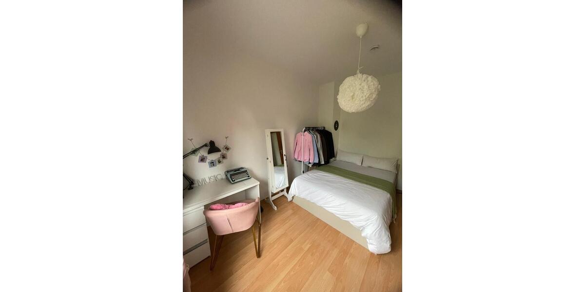 Etagenwohnung Tübingen Derendingen - 2 Zimmer, 27 m&sup2;, 850&euro; | Angebot:24347699