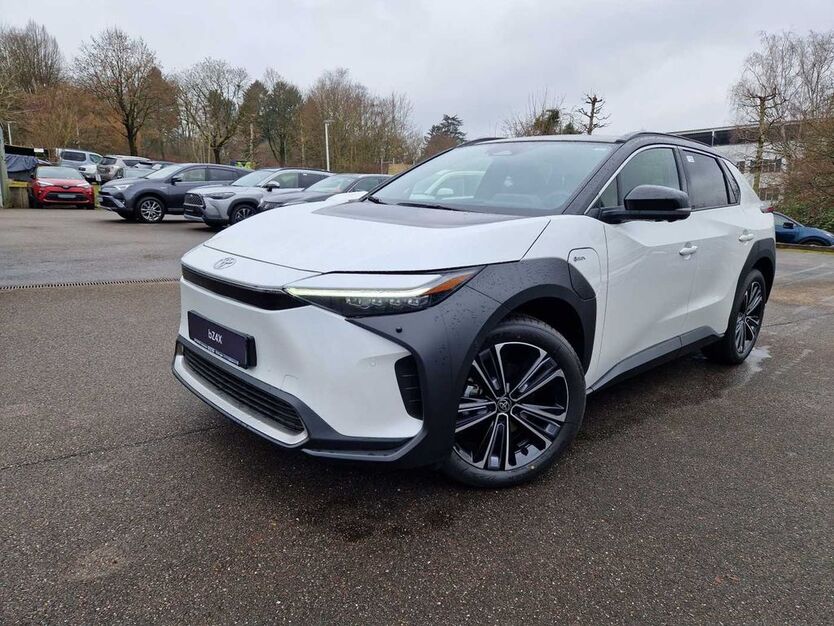 Toyota bZ4X 2.222 km 48.490 € Nürtingen 72622