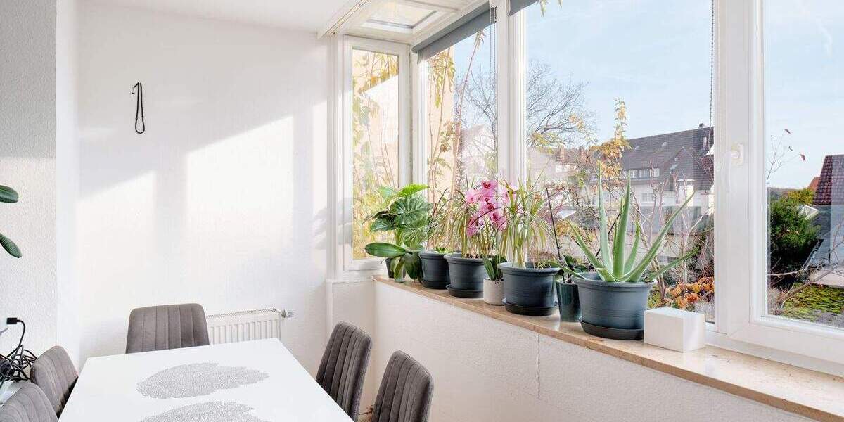 Etagenwohnung Stuttgart Degerloch - 3 Zimmer, 65 m&sup2;, 290.000&euro; | Angebot:24836256
