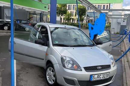 Ford Fiesta 130.000 km 1.800 &euro; Stuttgart 70499