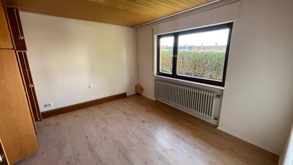 Mehrfamilienhaus, Wohnhaus Weil der Stadt - 6 Zimmer, 132 m&sup2;, 2.300&euro; | Angebot:23958811
