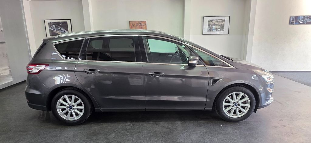 Ford S-Max 200.000 km 8.990 &euro; Asperg/Ludwigsburg bei Stuttgart 71679