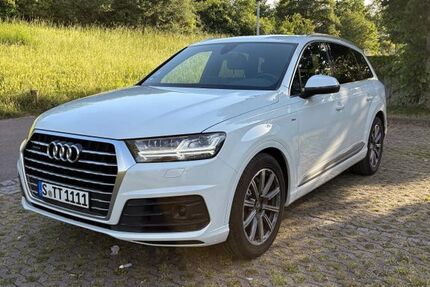 Audi Q7 163.900 km 32.900 &euro; Stuttgart 70499
