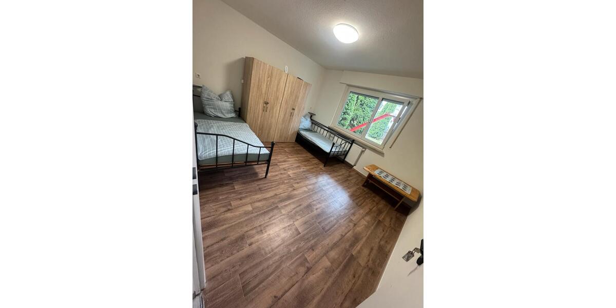 Etagenwohnung Esslingen am Neckar Pliensauvorstadt - 1 Zimmer, 25 m&sup2;, 700&euro; | Angebot:27544861