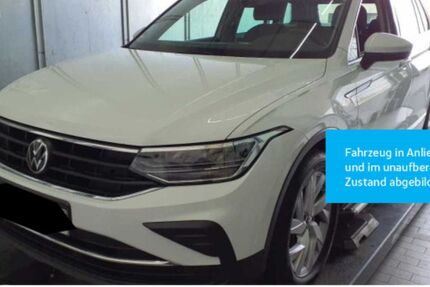 VW Tiguan 99.304 km 26.930 &euro; Stuttgart-Wangen 70188