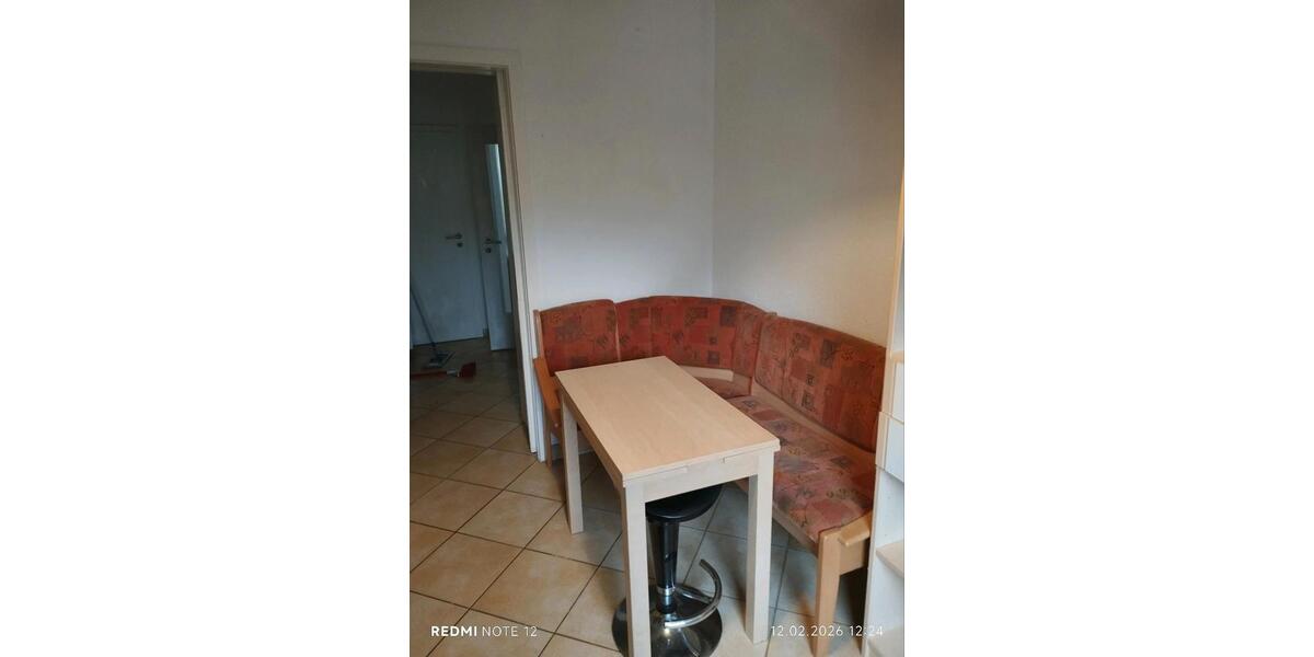 Dachgeschoßwohnung Stuttgart Feuerbach - 2 Zimmer, 88 m&sup2;, 1.250&euro; | Angebot:25998750