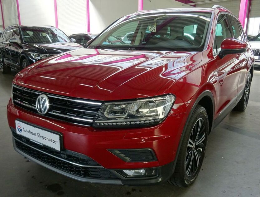 VW Tiguan 192.000 km 17.949 € Holzgerlingen bei Stuttgart 71088
