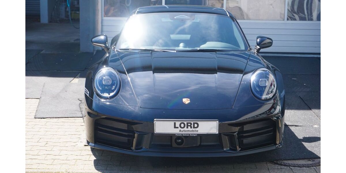 Porsche 992 8.500 km 139.790 &euro; Stuttgart 70499