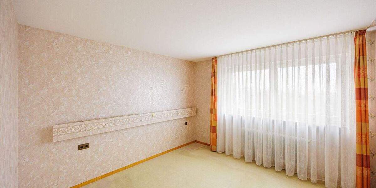 Etagenwohnung Ludwigsburg Ost - 3 Zimmer, 86 m&sup2;, 245.000&euro; | Angebot:24823006