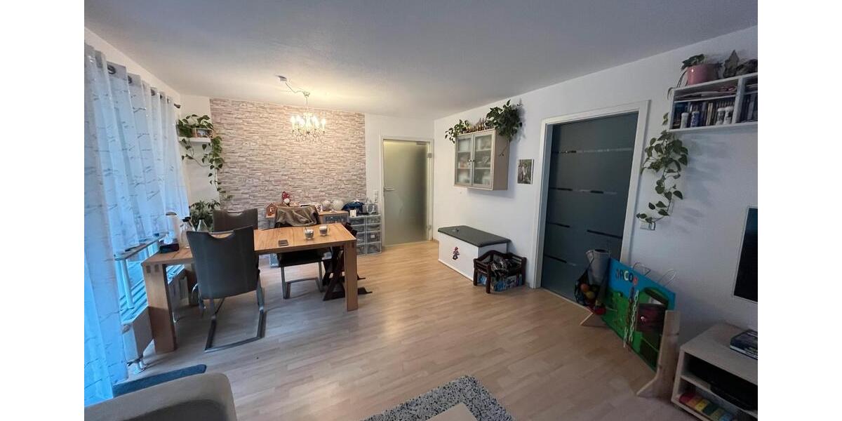 Erdgeschoßwohnung Möglingen - 3.5 Zimmer, 80 m&sup2;, 400.000&euro; | Angebot:24726060
