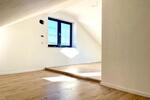 Dachgeschoßwohnung Gärtringen - 2 Zimmer, 67 m&sup2;, 1.200&euro; | Angebot:26407636