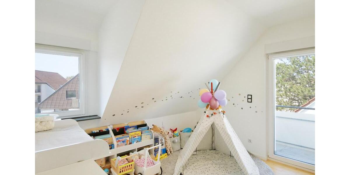 Maisonettenwohnung Ludwigsburg Oßweil - 3.5 Zimmer, 109 m&sup2;, 1.685&euro; | Angebot:26167353