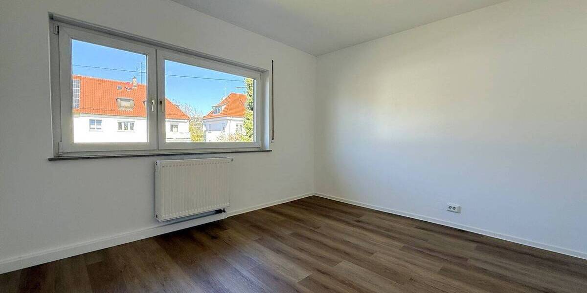 Etagenwohnung Stuttgart / Degerloch Degerloch - 3 Zimmer, 86 m&sup2;, 1.200&euro; | Angebot:26028333