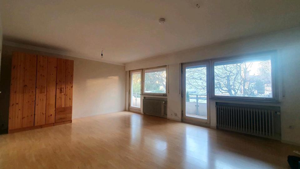 Etagenwohnung Ludwigsburg - 3 Zimmer, 104 m&sup2;, 1.350&euro; | Angebot:25939148