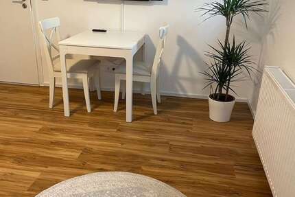 Zimmer Stuttgart Zuffenhausen - 1 Zimmer, 950&euro; | Angebot:27177231