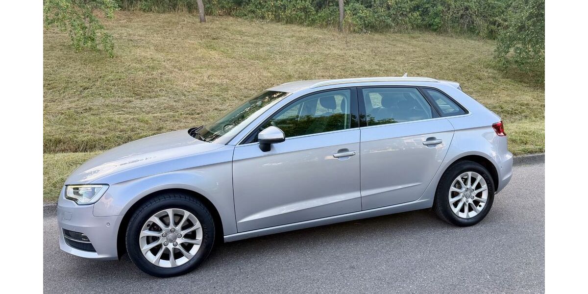 Audi A3 124.000 km 13.500 &euro; Herrenberg 71083