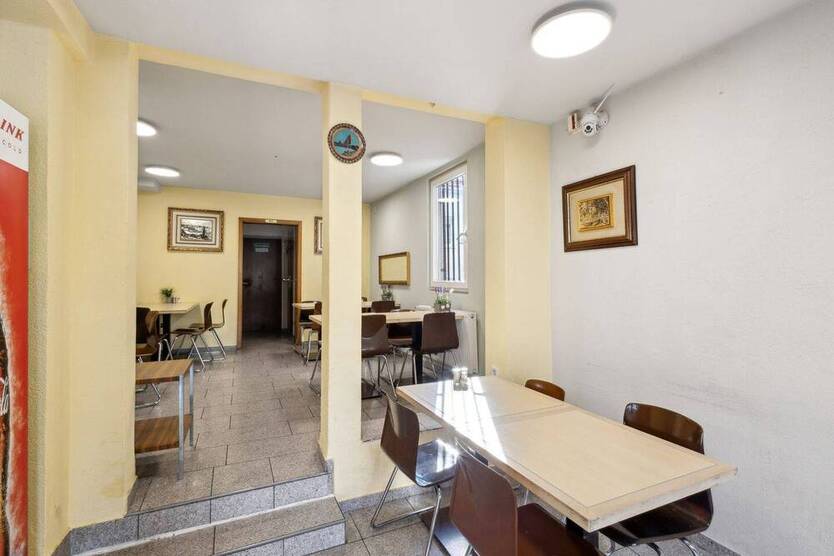 Faktor 15, Mehrfamilienhaus in Bad Cannstatt