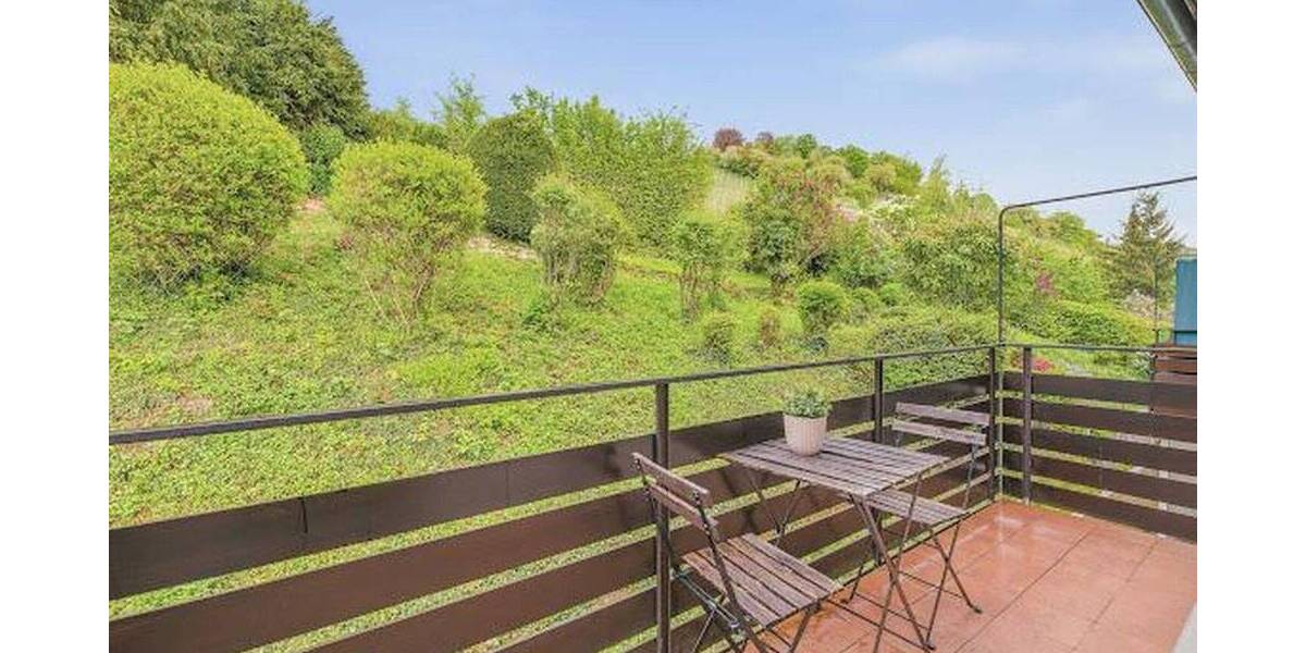 Etagenwohnung Obertürkheim Obertürkheim - 3 Zimmer, 77 m&sup2;, 1.330&euro; | Angebot:26805725