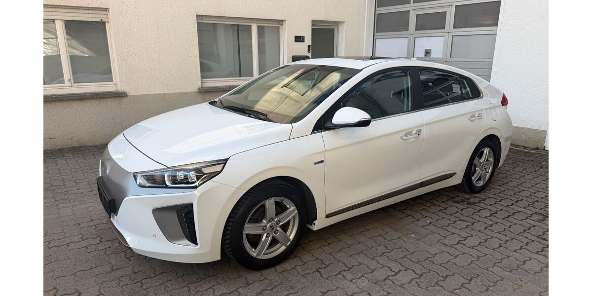 Hyundai IONIQ 84.000 km 11.990 &euro; Magstadt 71106