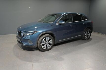Mercedes EQA