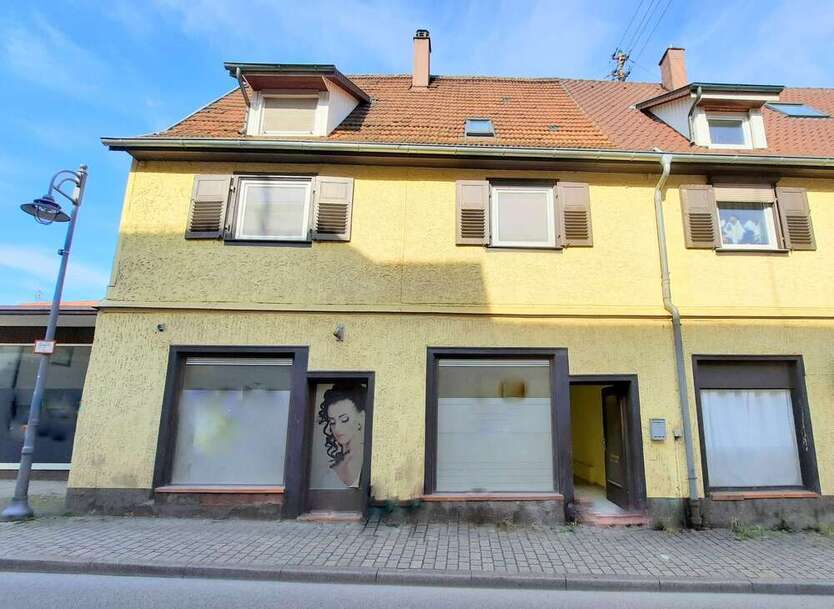 Einzelhandel in Birkenfeld 400 € 55 m²