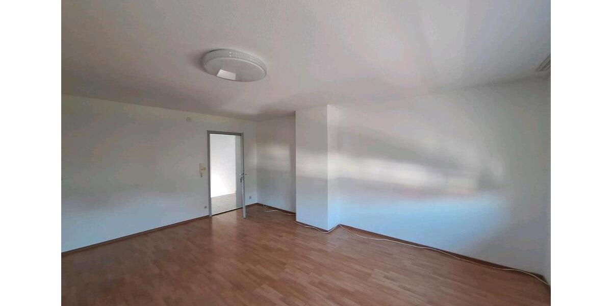 Etagenwohnung Reutlingen Altenburg - 1 Zimmer, 40 m&sup2;, 430&euro; | Angebot:27610036