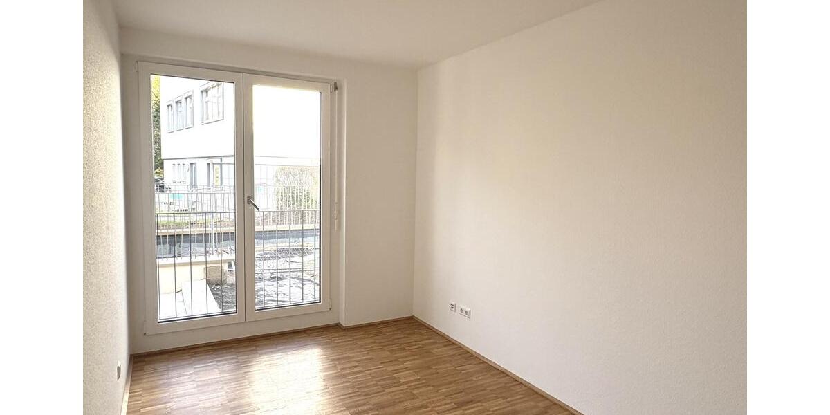 Etagenwohnung Leonberg - 4 Zimmer, 101 m&sup2;, 1.872&euro; | Angebot:23714100