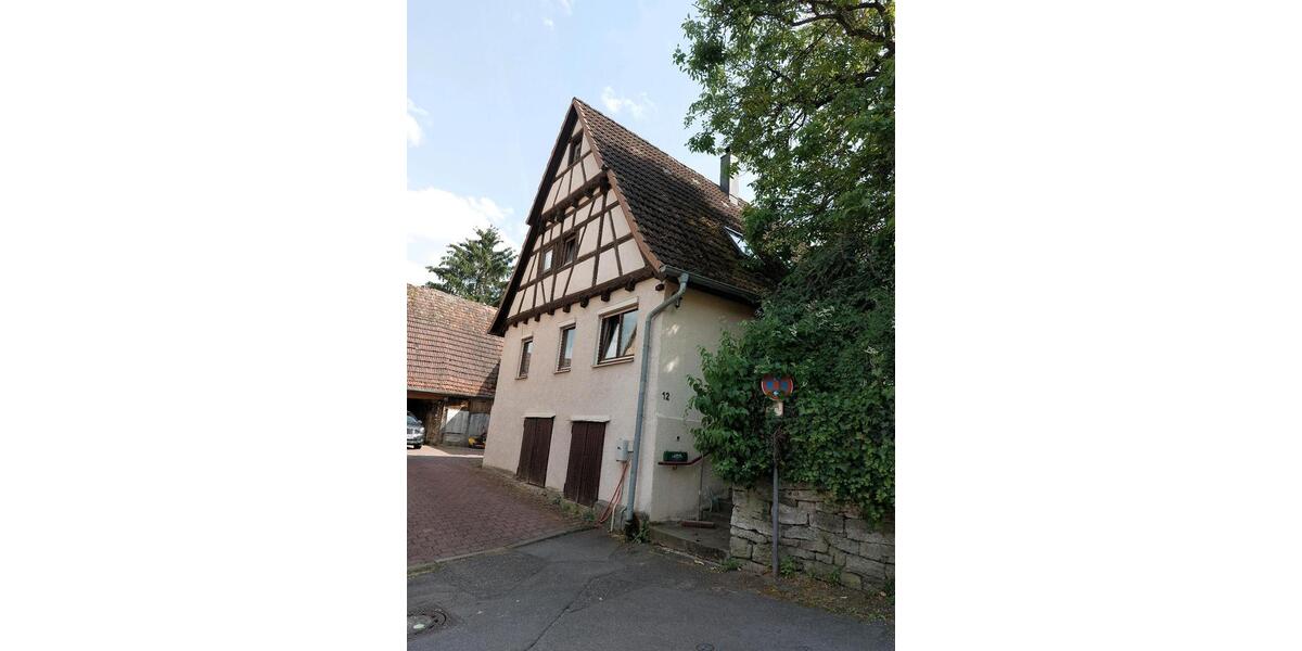 Einfamilienhaus Vaihingen an der Enz - 4 Zimmer, 118 m&sup2;, 260.000&euro; | Angebot:24878802