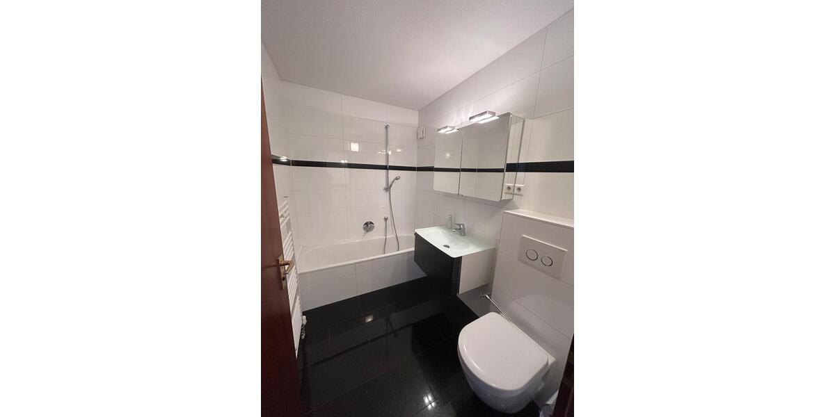 Reihenhaus Renningen - 7 Zimmer, 150 m&sup2;, 655.000&euro; | Angebot:24741224