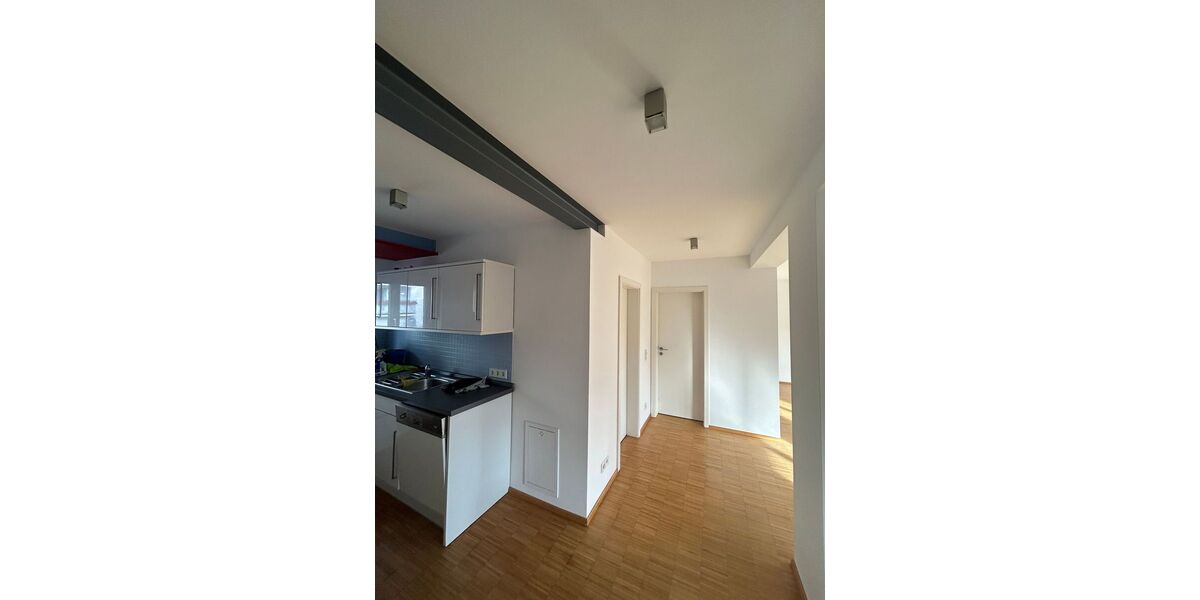 Zwei Zimmer mit Weitblick - Sanierte Wohnung im 1. OG und Balkon - Appartement Stuttgart Botnang | Angebot:26623450